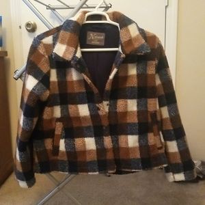 CUTE Natural Reflections Womens Sherpa Plaid Jacket